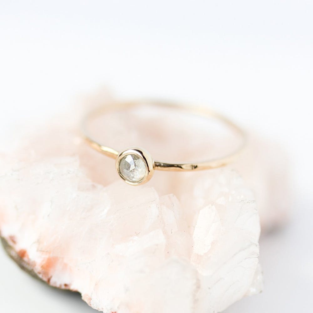 Minimal hot sale diamond ring