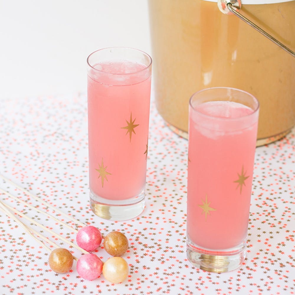 DIY Color Block Frosted Tumblers - Vicky Barone