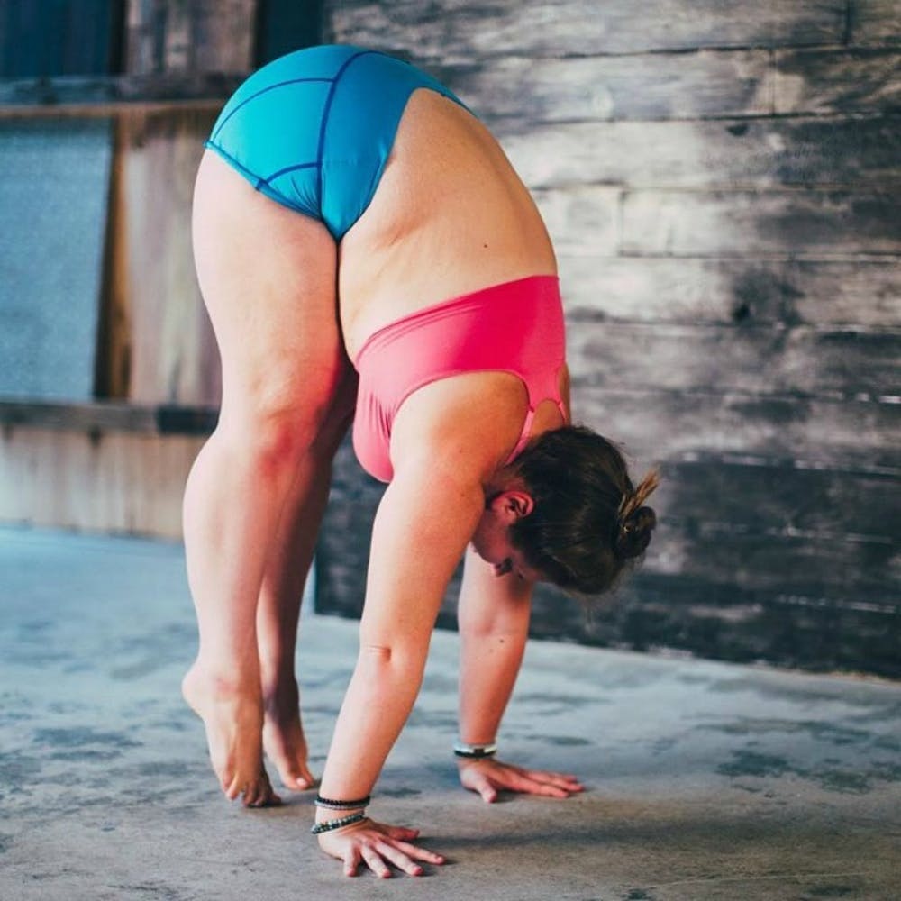 Yoga Plus Size Clothing and Other Concerns of the Body Positive Yogi –  YogaClub
