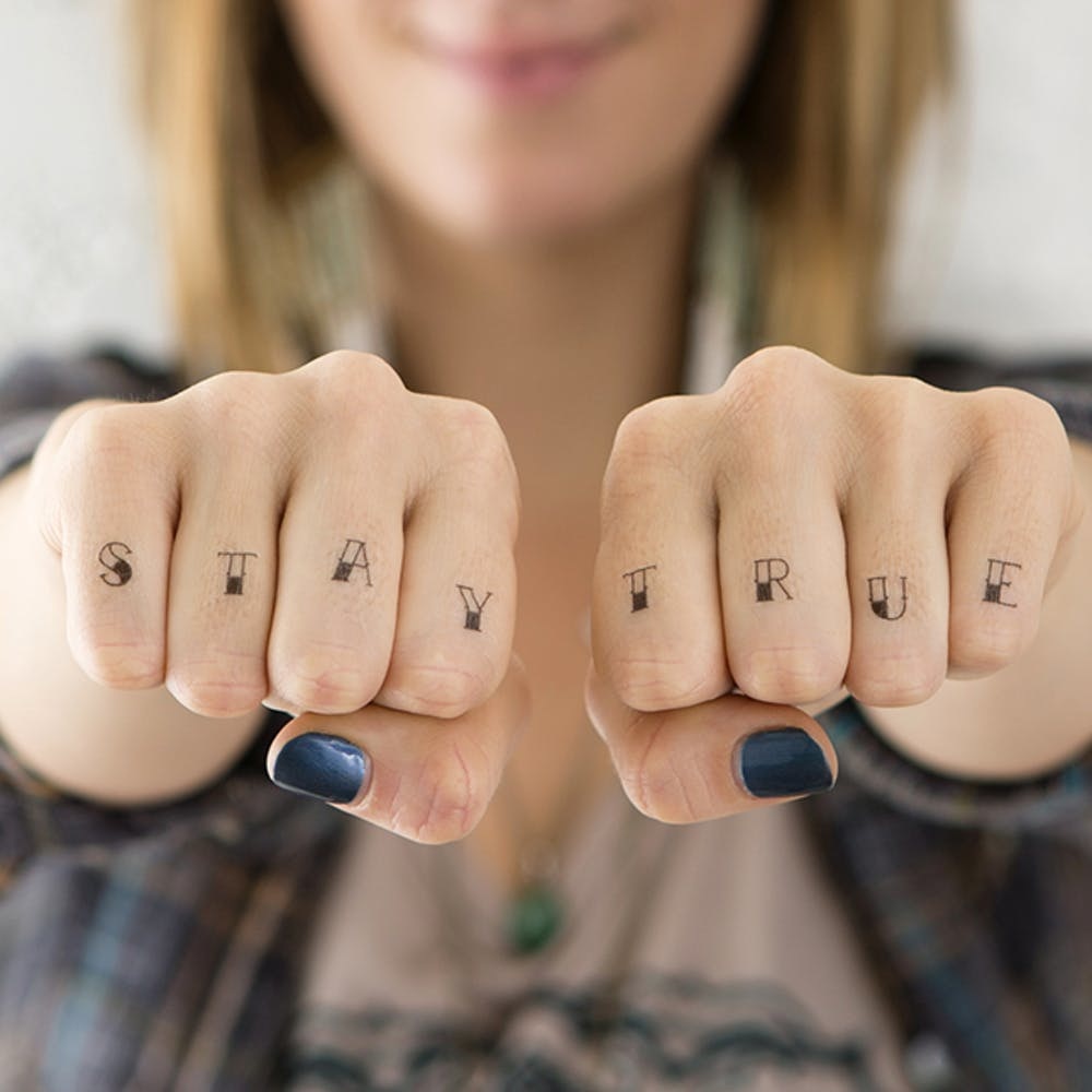 Ink fans show off their amusing knuckle tattoos | Daily Mail Online
