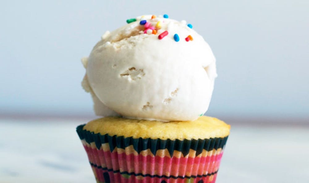 Ice Cream Scoop Cupcakes 