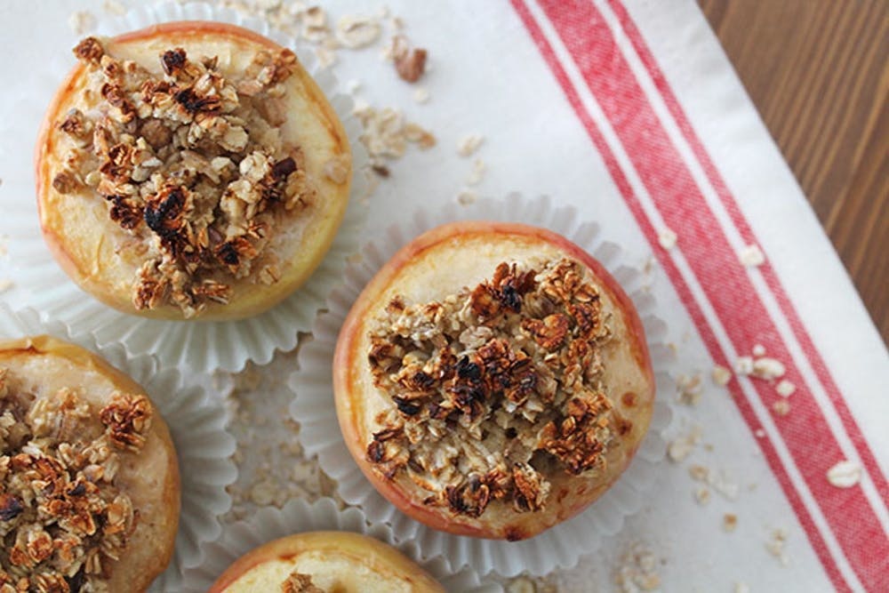 Meal Prep Baked Oatmeal Cups {5 Ways} - The Girl on Bloor