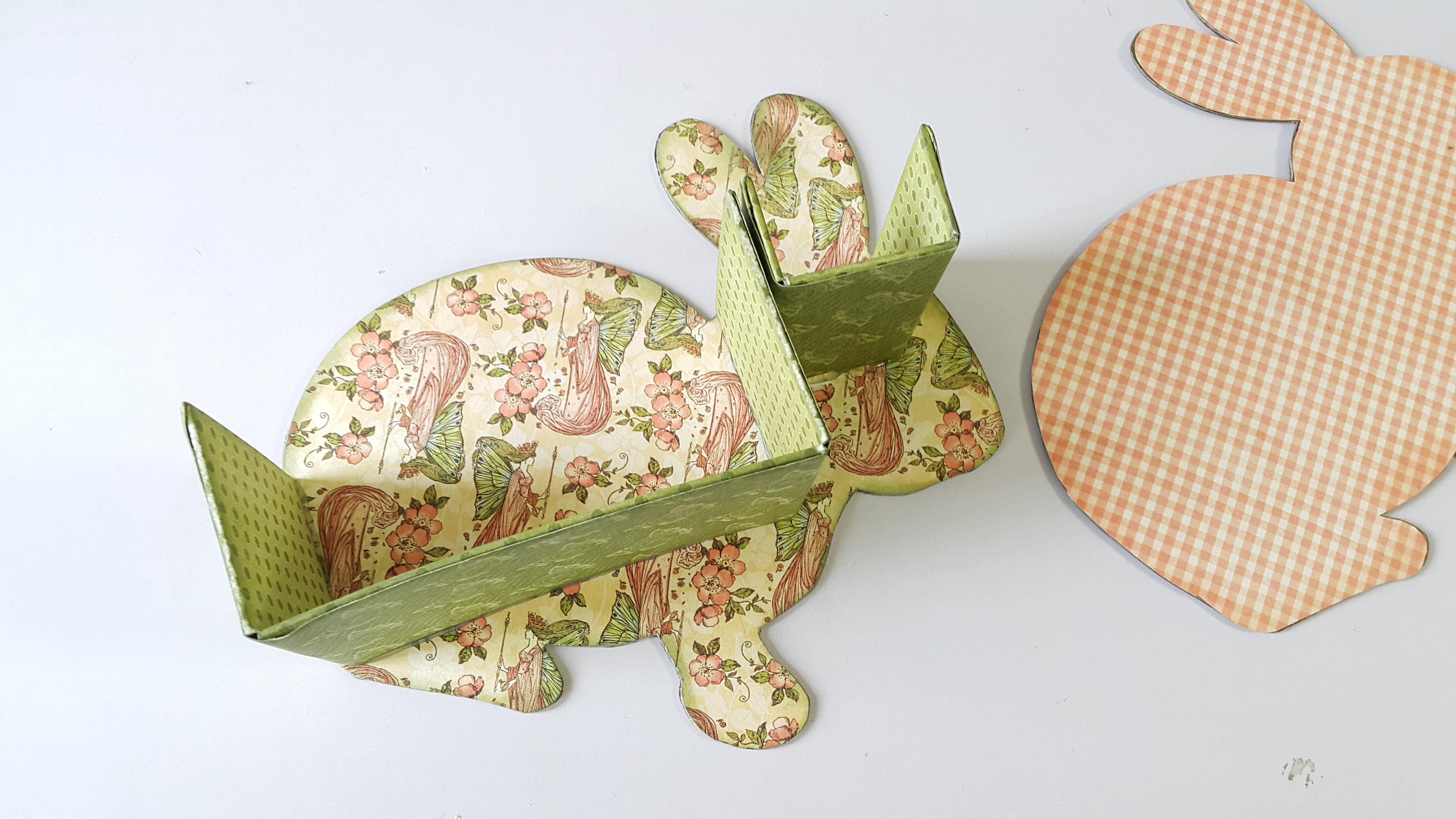 How to make a rabbit lantern mini album with graphic 45 - B+C Guides