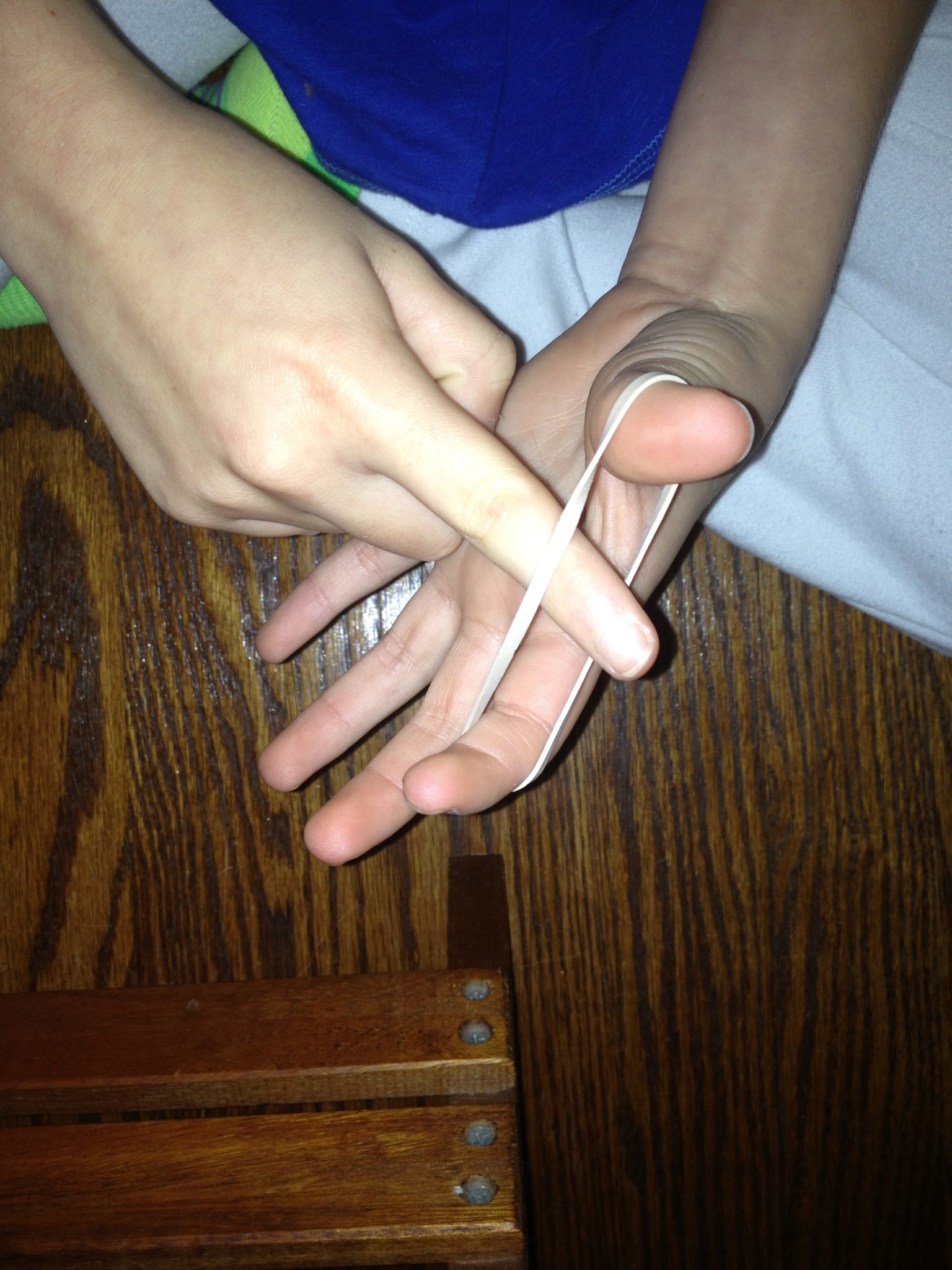 how to make a star with a rubber band