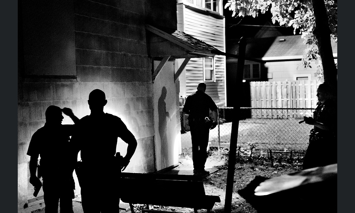 Police officers, Paolo Pellegrin