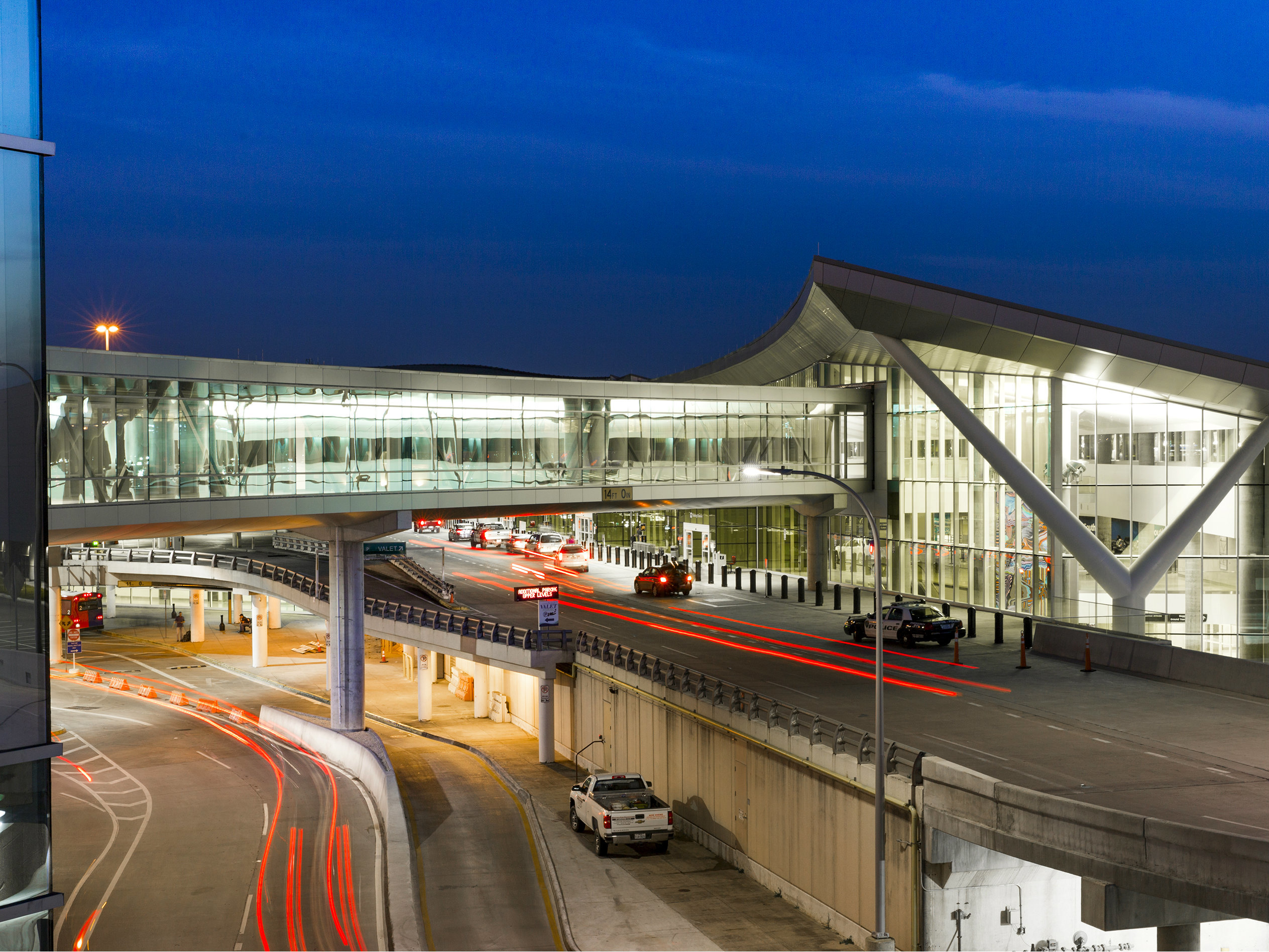 Hobby Airport continues to grow as hub for business travel with new ...