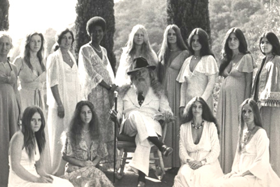 Eye Opening Images Of One Of America's Hippy Communes Higher Perspective