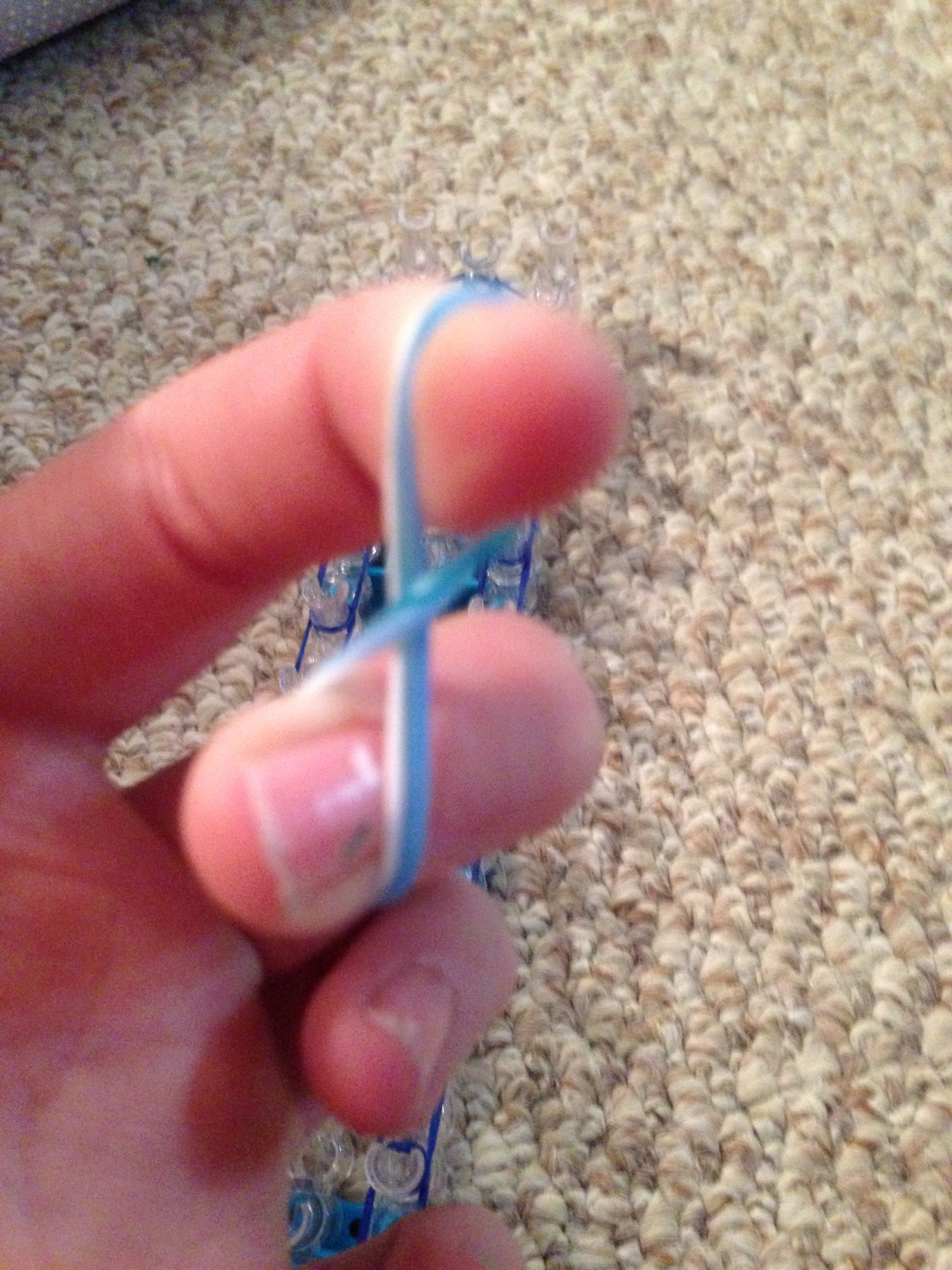 Rainbow Loom Taffy Twist