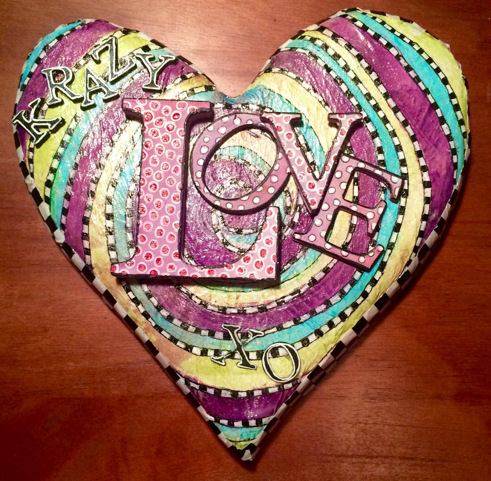 How to create styrofoam heart with art anthology products - B+C Guides