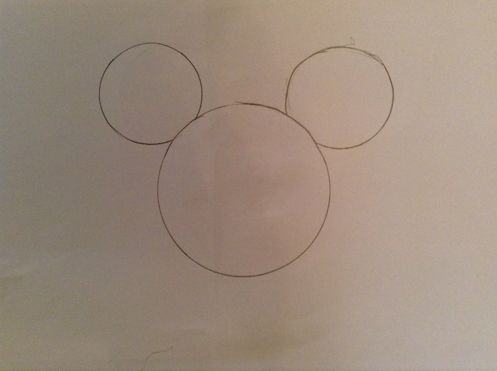 Learn to Draw Mickey Mouse's Face and Capture the Magic