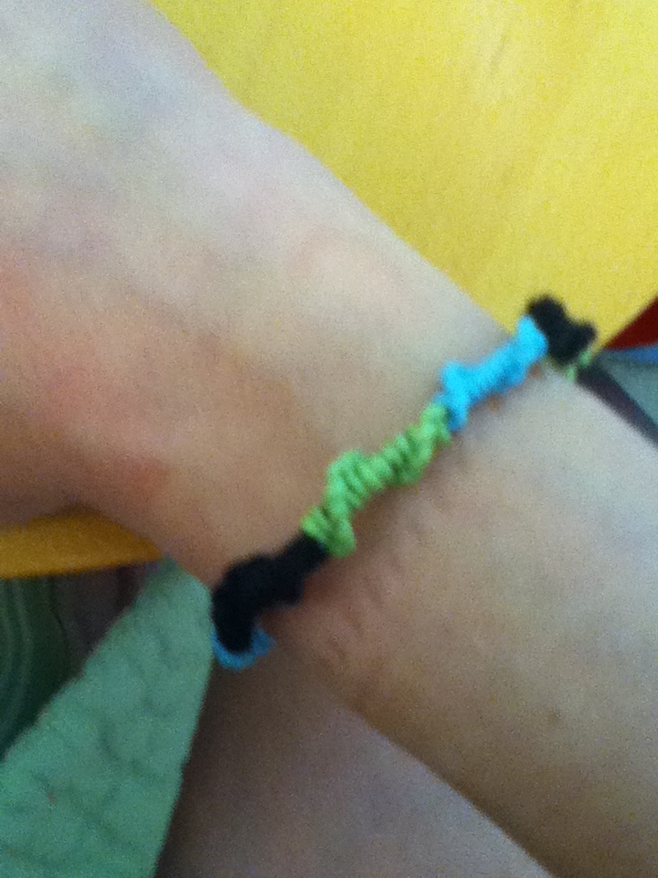 friendship bracelet / bracelete de macrame / outerbanks | Shopee Brasil