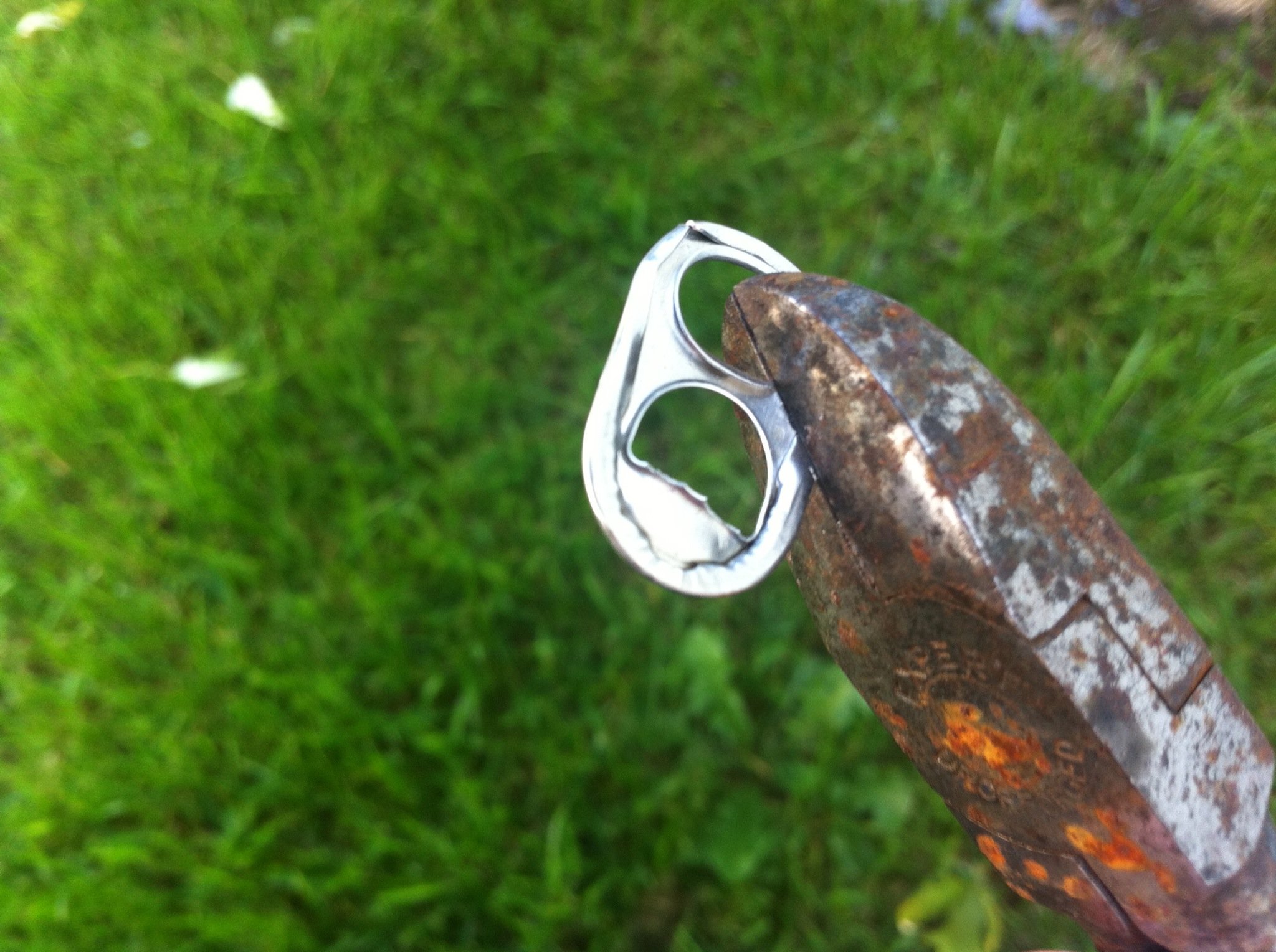 Turn a Can Tab Into a Survival Fish Hook : 3 Steps (with Pictures