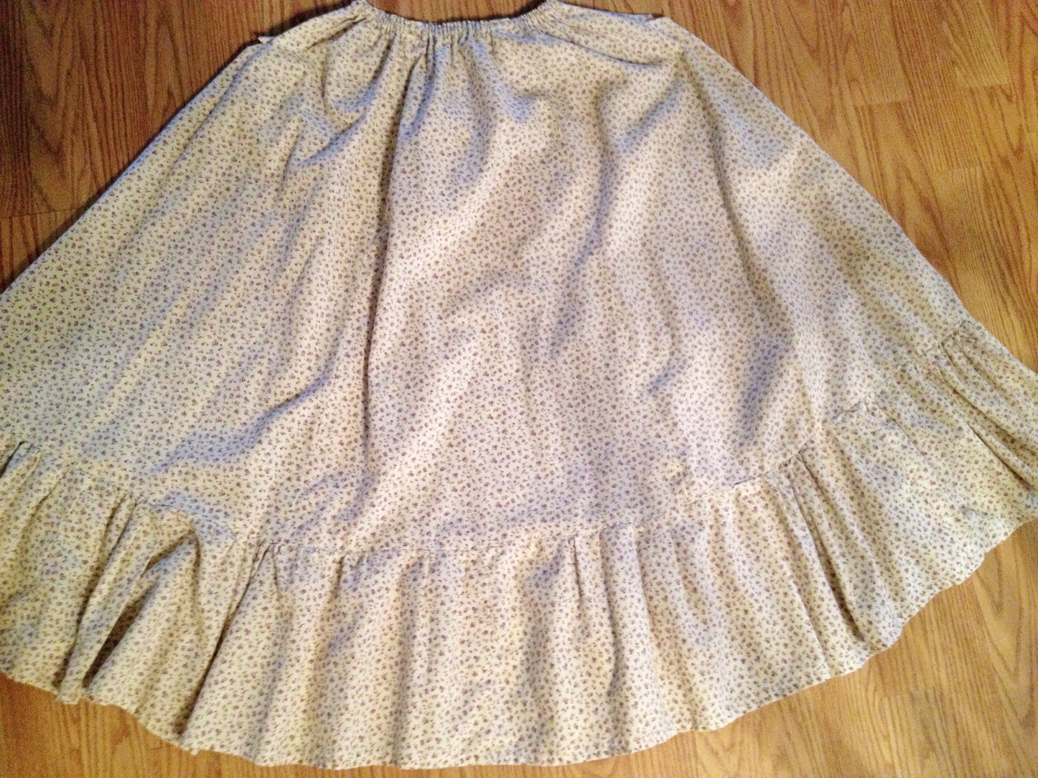How to turn a skirt into a sun dress - B+C Guides