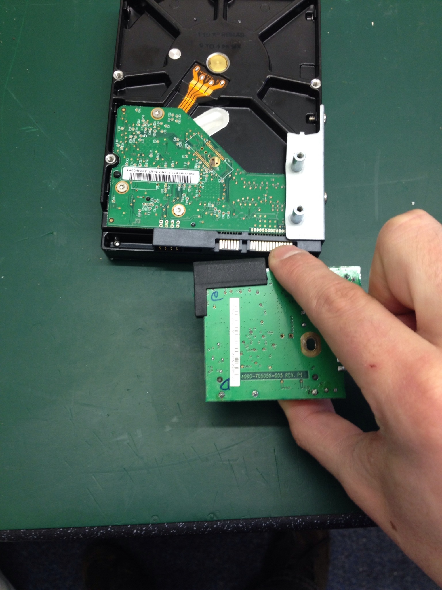 wd-my-book-essential-tb-enclosure-disassembly-removing-the-60-off