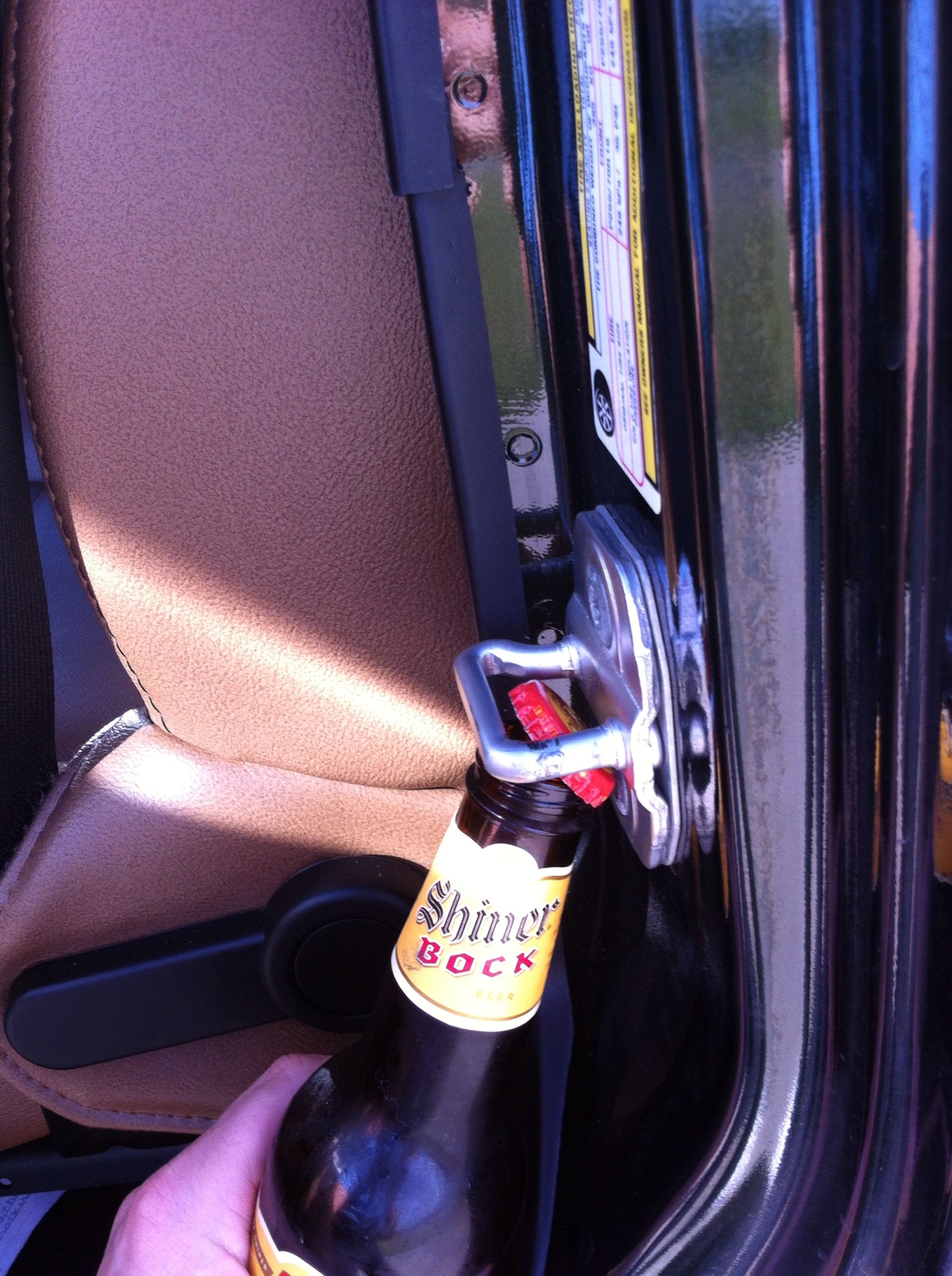 How to use your jeep as a bottle opener - B+C Guides