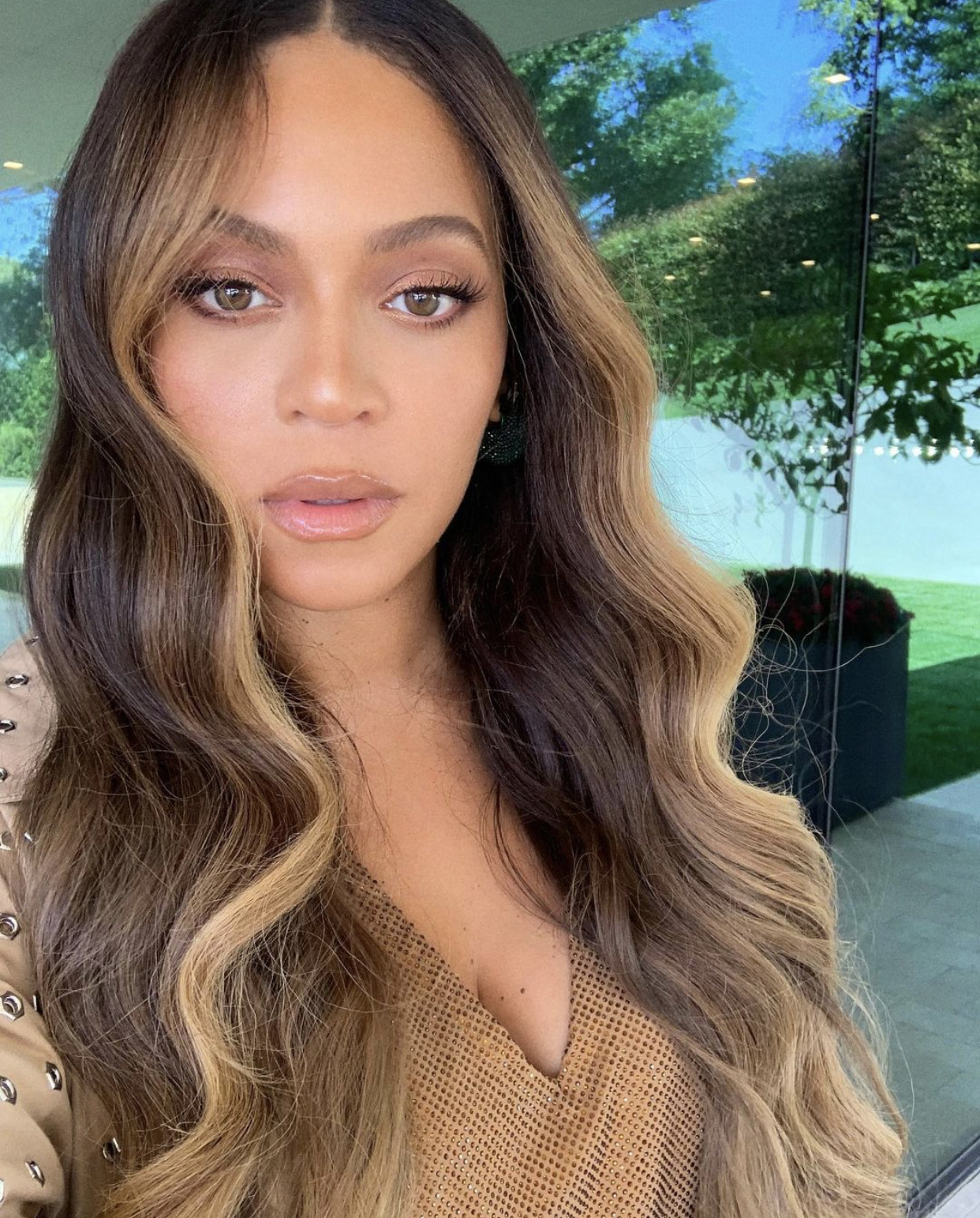 Beyonce Mental Health Hiatus ELLE Interview - xoNecole: Women&#39;s Interest, Love, Wellness, Beauty