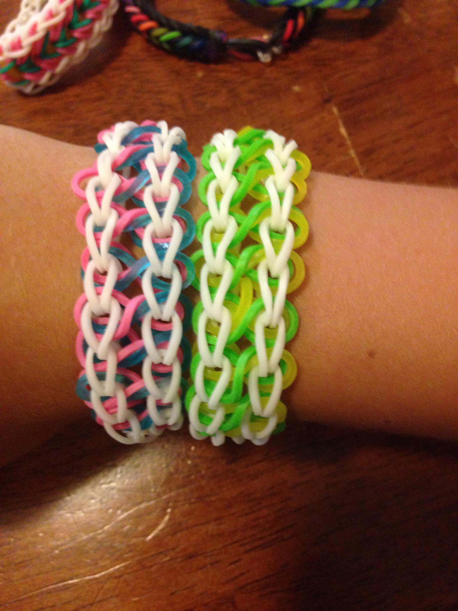 Rainbow Loom, Rubber Band Loom for Stretchy Friendship Bracelets -  Walmart.com