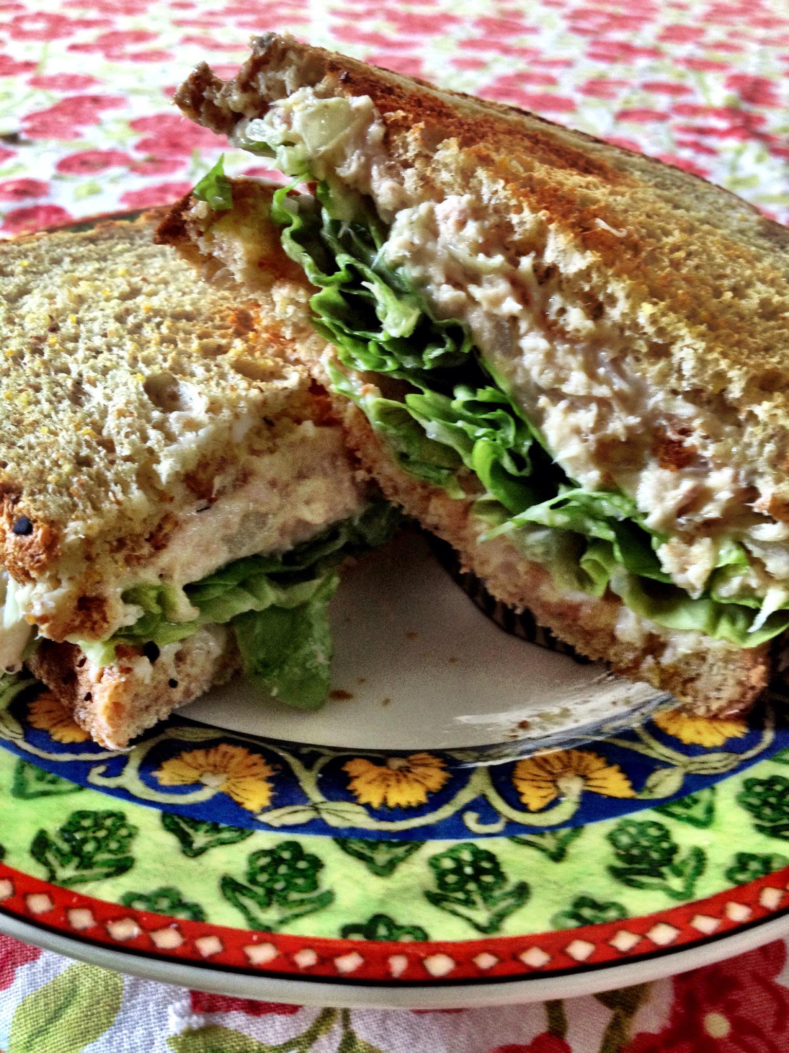 To tuna sandwich make how Classic Tuna