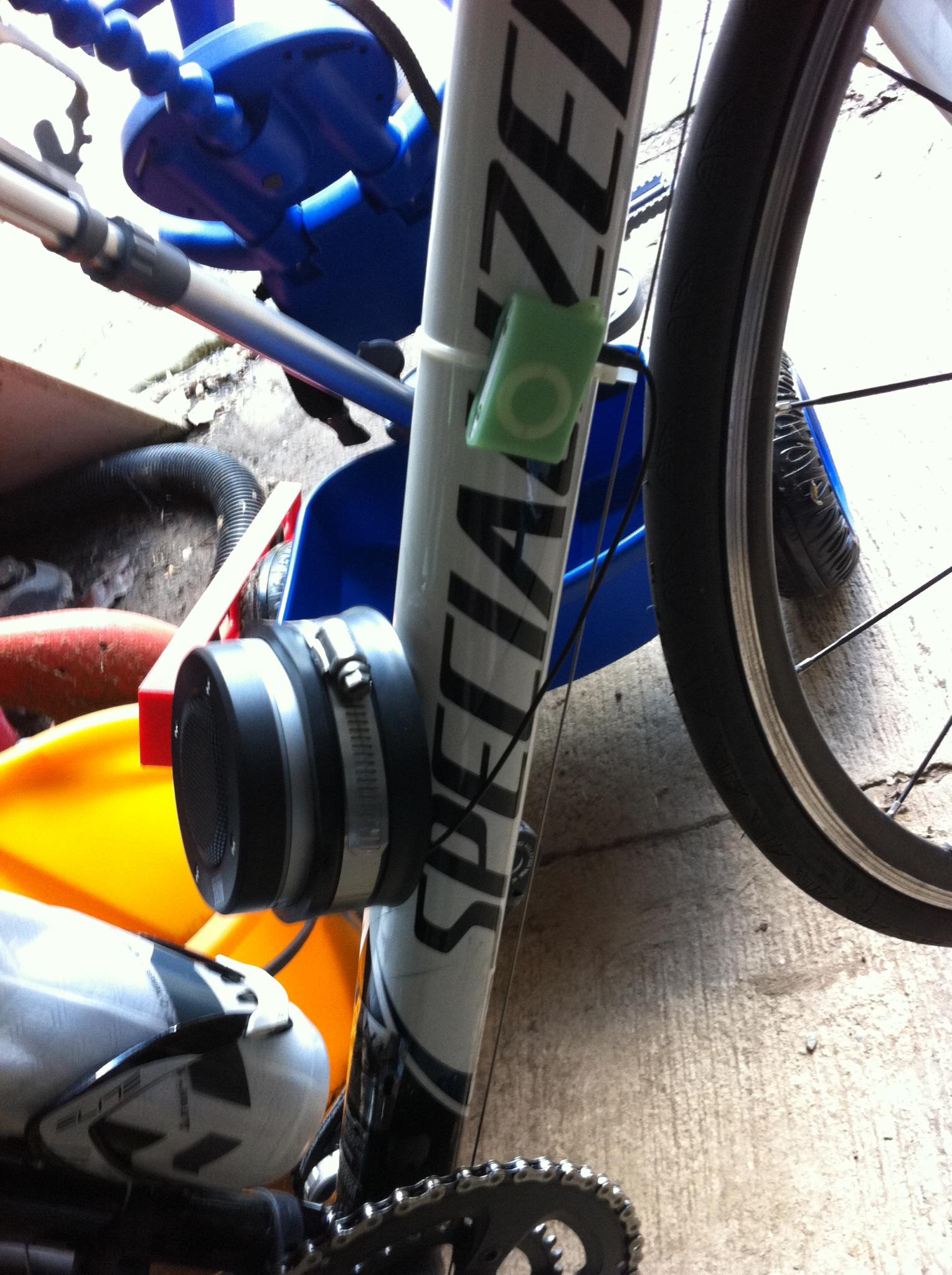 altec lansing bike mount