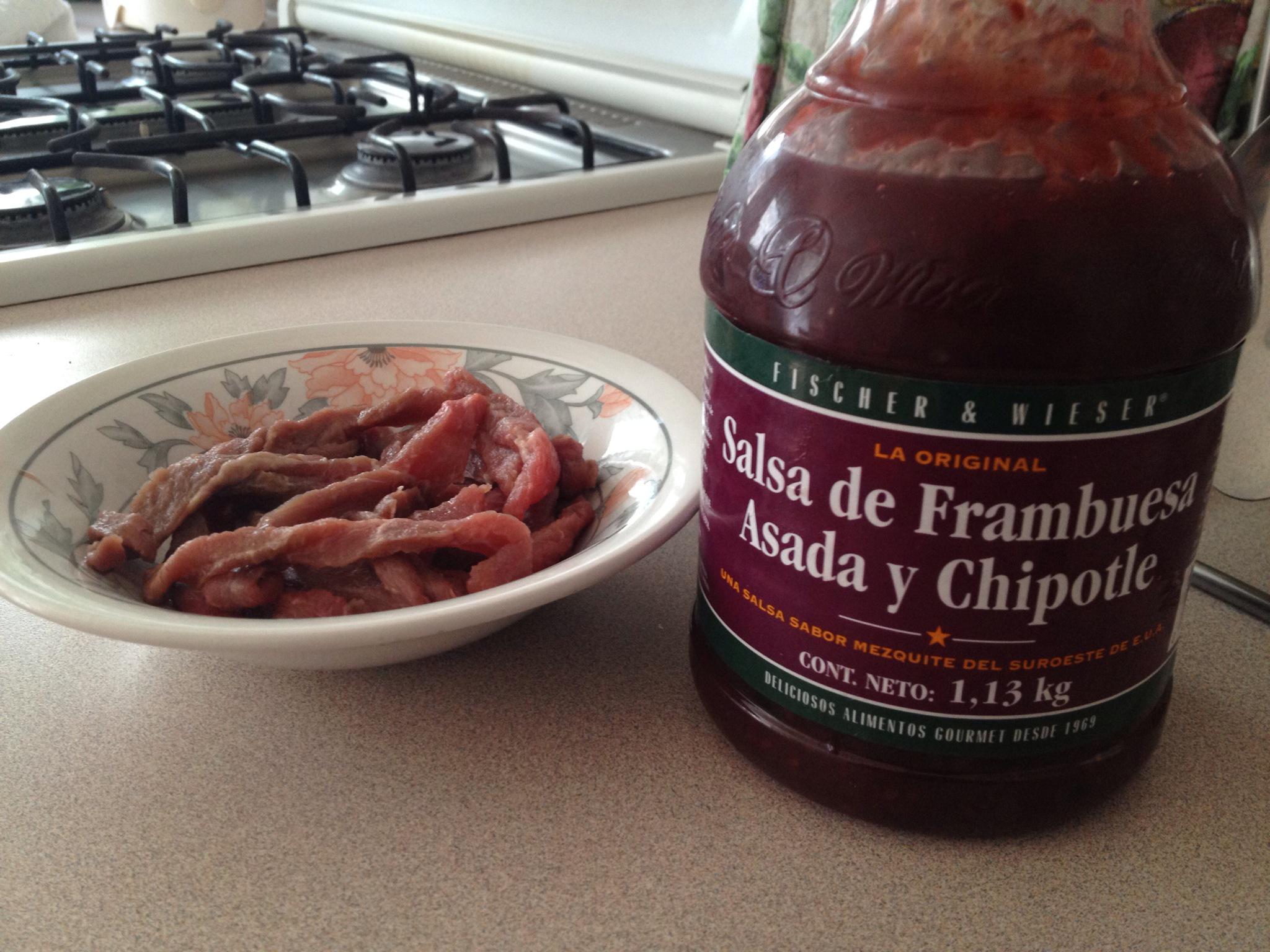 How to cook raspberry chipotle fajitas - B+C Guides