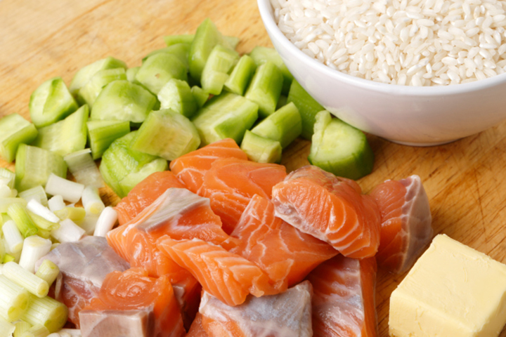 Pan-Seared Salmon in Rice Wraps-image