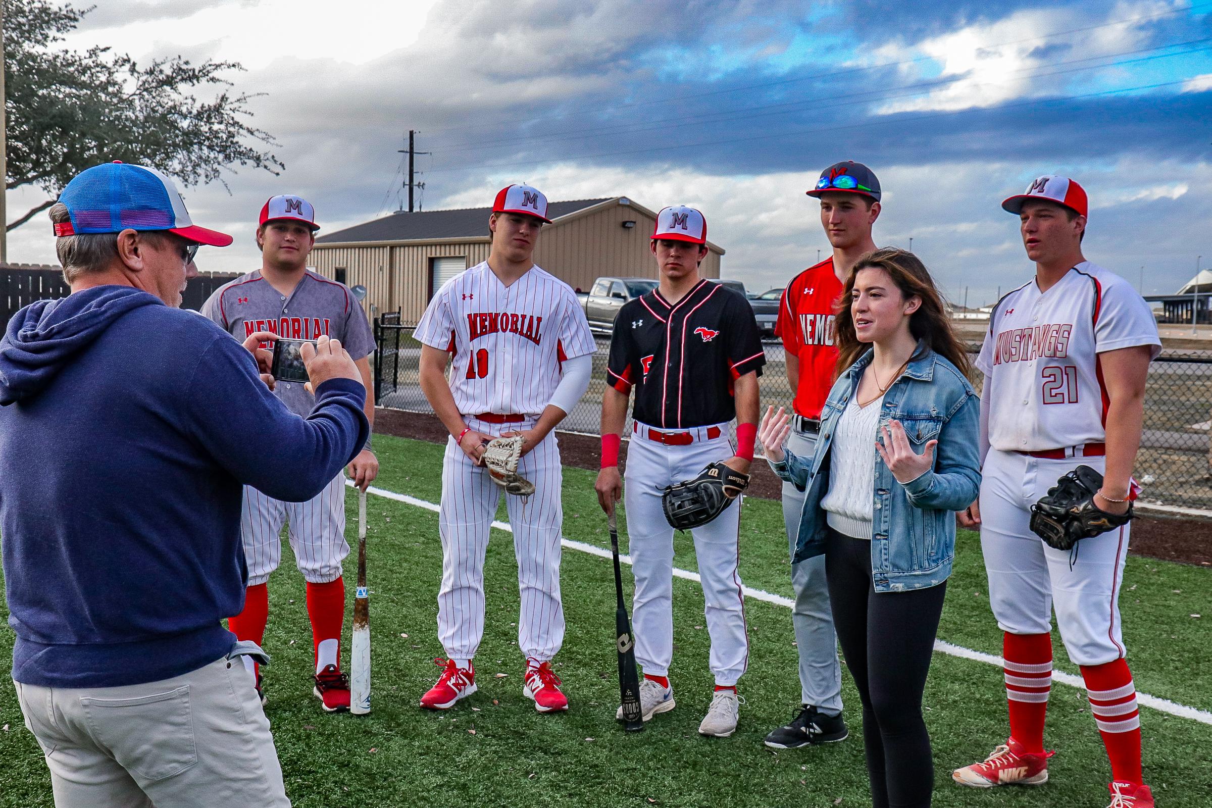 WHATASNAP: SETX's Top Softball & Baseball Talent on Display at VYPE Media  Day Presented By Whataburger - VYPE