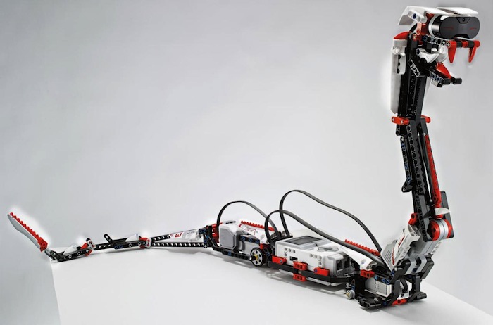 wheel mistaken Every week Lego Announces Mindstorms EV3, a More 'Hackable' Robotics Kit - IEEE  Spectrum