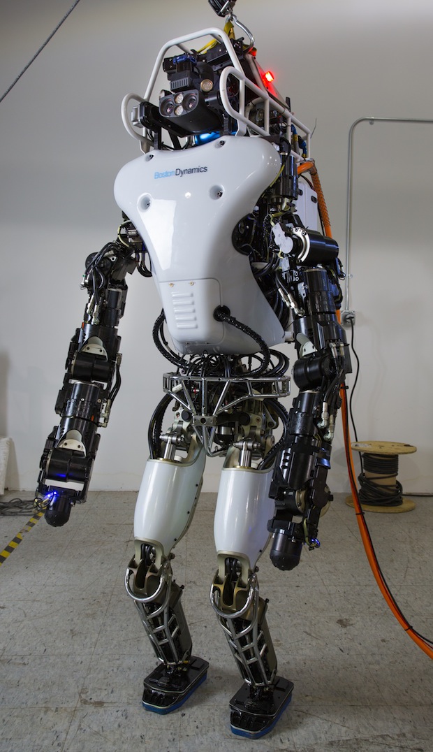 Atlas, le robot de Boston Dynamics qui court en toute autonomie - Challenges