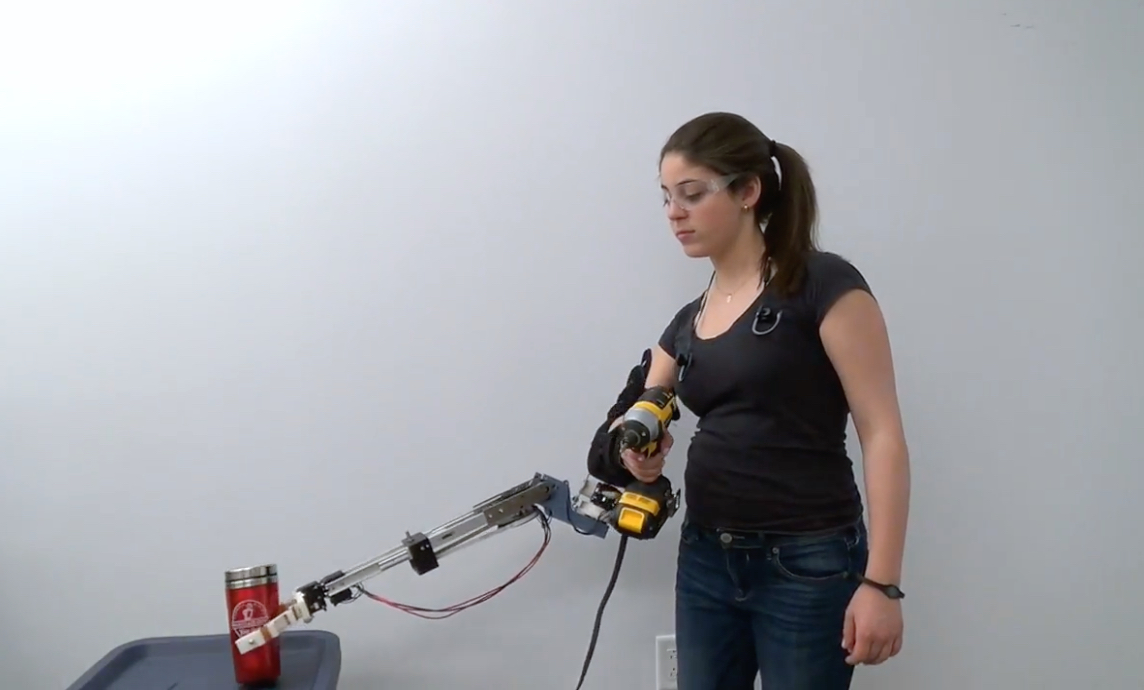 Things You Can Do With an Extra Robotic - IEEE Spectrum