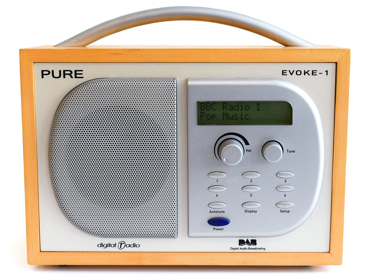 mønt Afslut landdistrikterne The Consumer Electronics Hall of Fame: Pure Evoke-1 DAB Digital Radio -  IEEE Spectrum