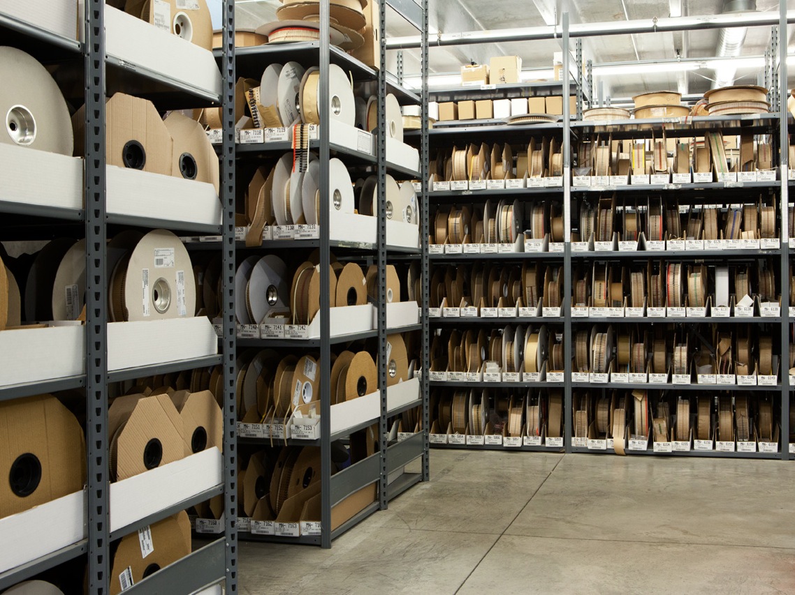 Slideshow: A Day in the Life of Digi-Key - IEEE Spectrum