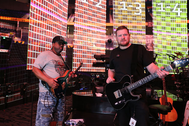 Justin timberlake bass player Clearance