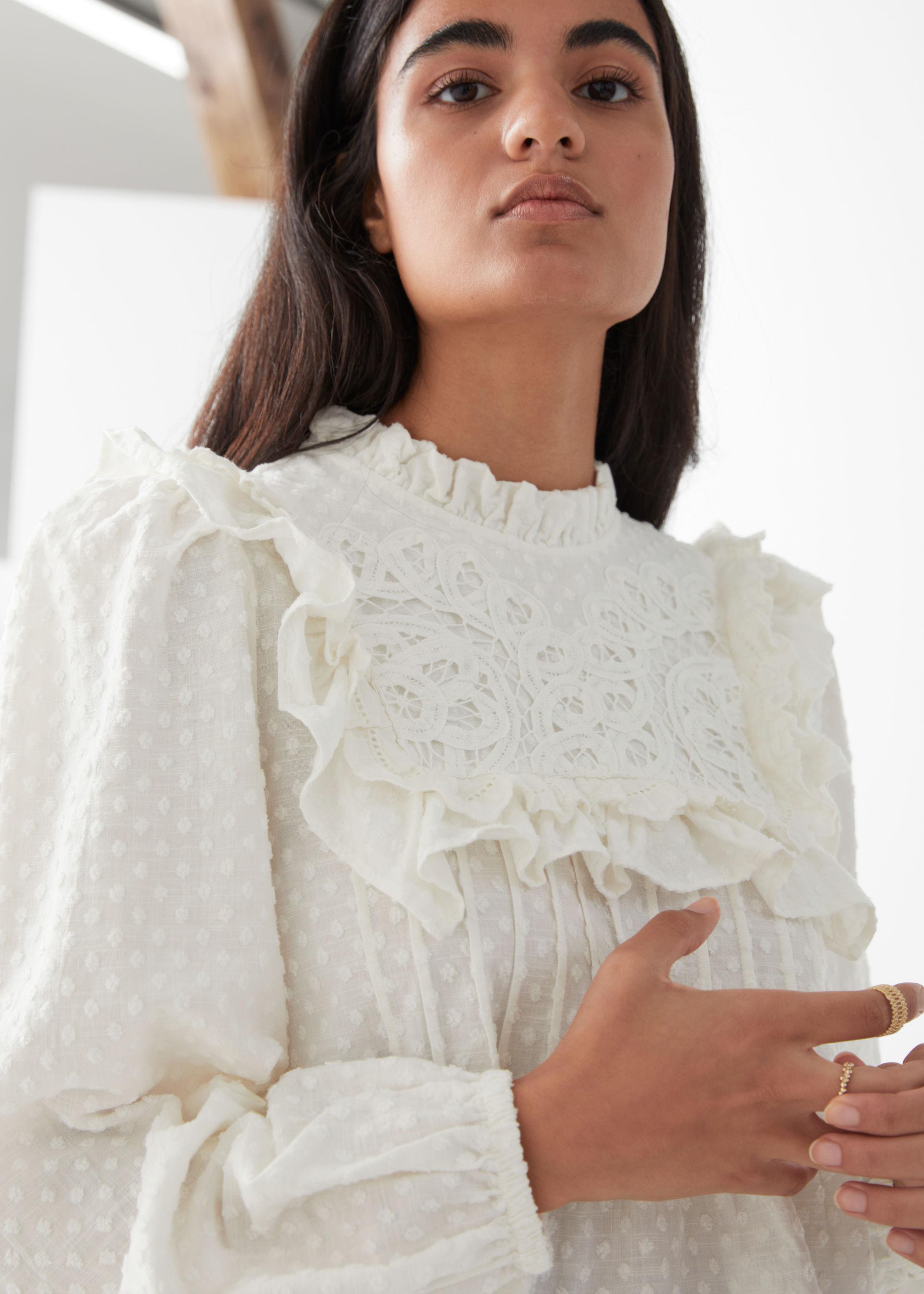 Prettiest Tops We're Eyeing For Spring 