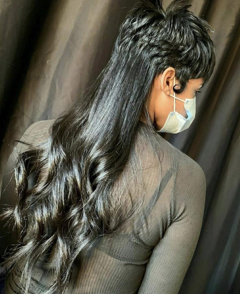 New Trend Alert? This Woman's Natural Hair Is Giving New Meaning To The  Mullet - xoNecole: Women's Interest, Love, Wellness, Beauty