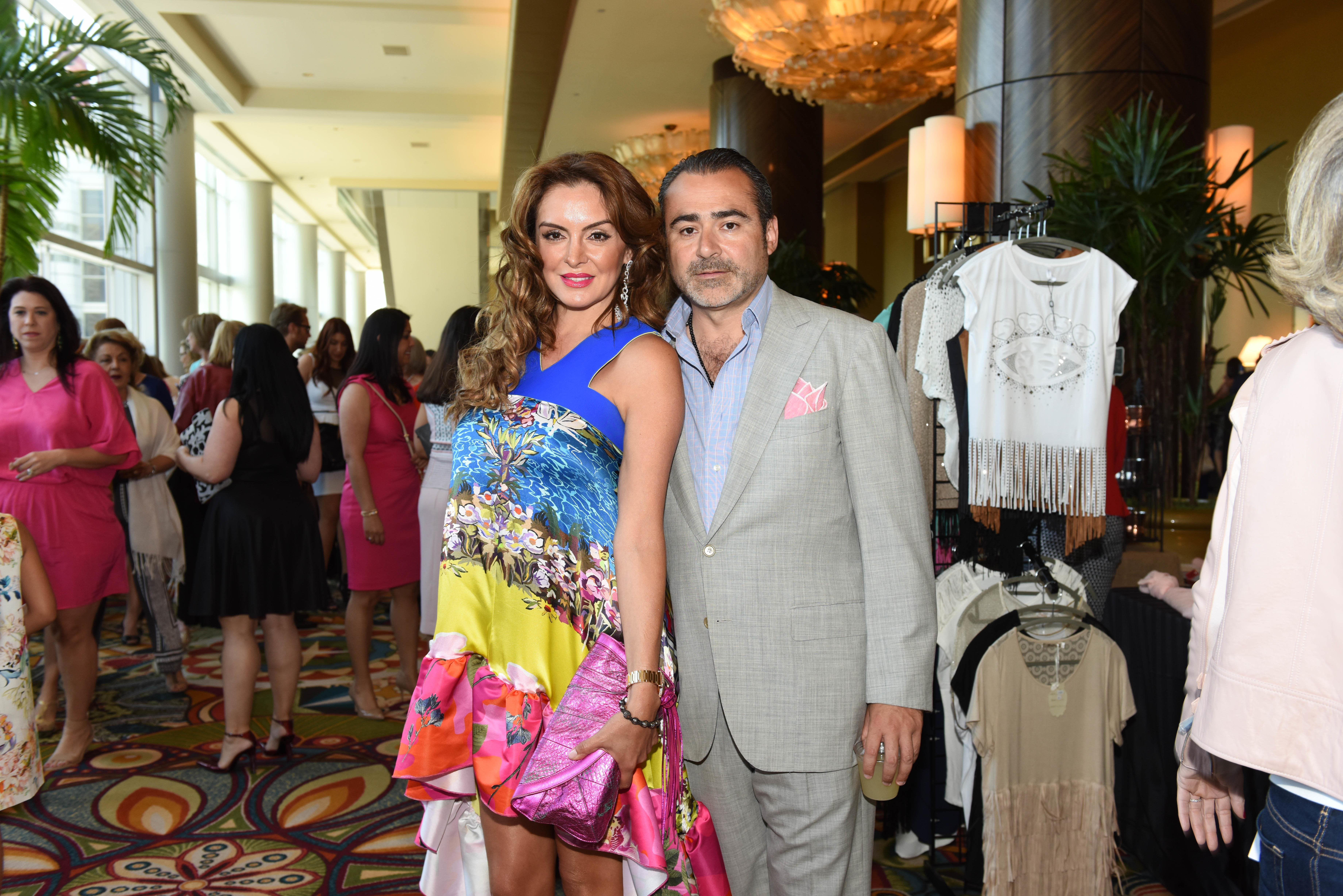 Slimritas, hot fashions and lively Latinas combine for one rocking