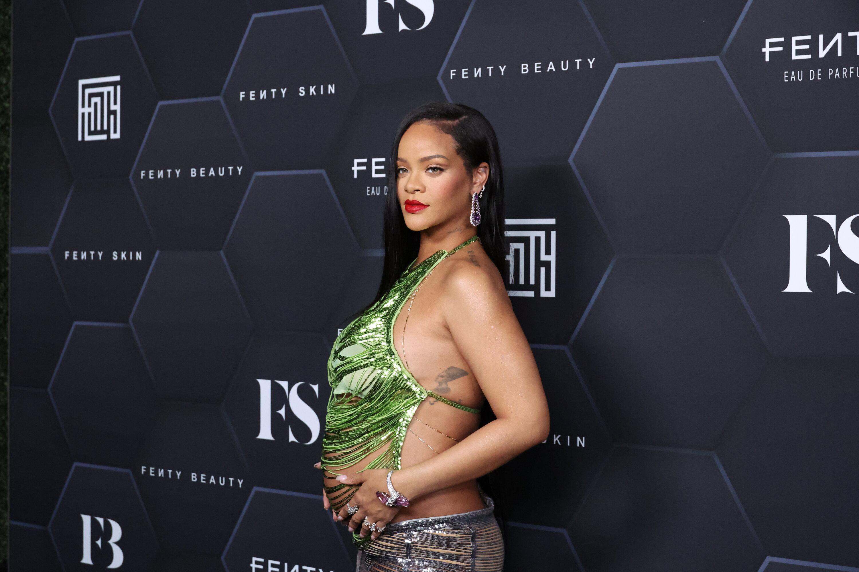 It Turns Out Rihanna's Savage x Fenty Leggings Aren't Exactly
