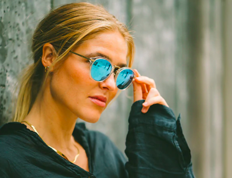 Mesdames Womens Eyelevel Vanessa Sunglasses Black Frame 100% UV Purple lenses 