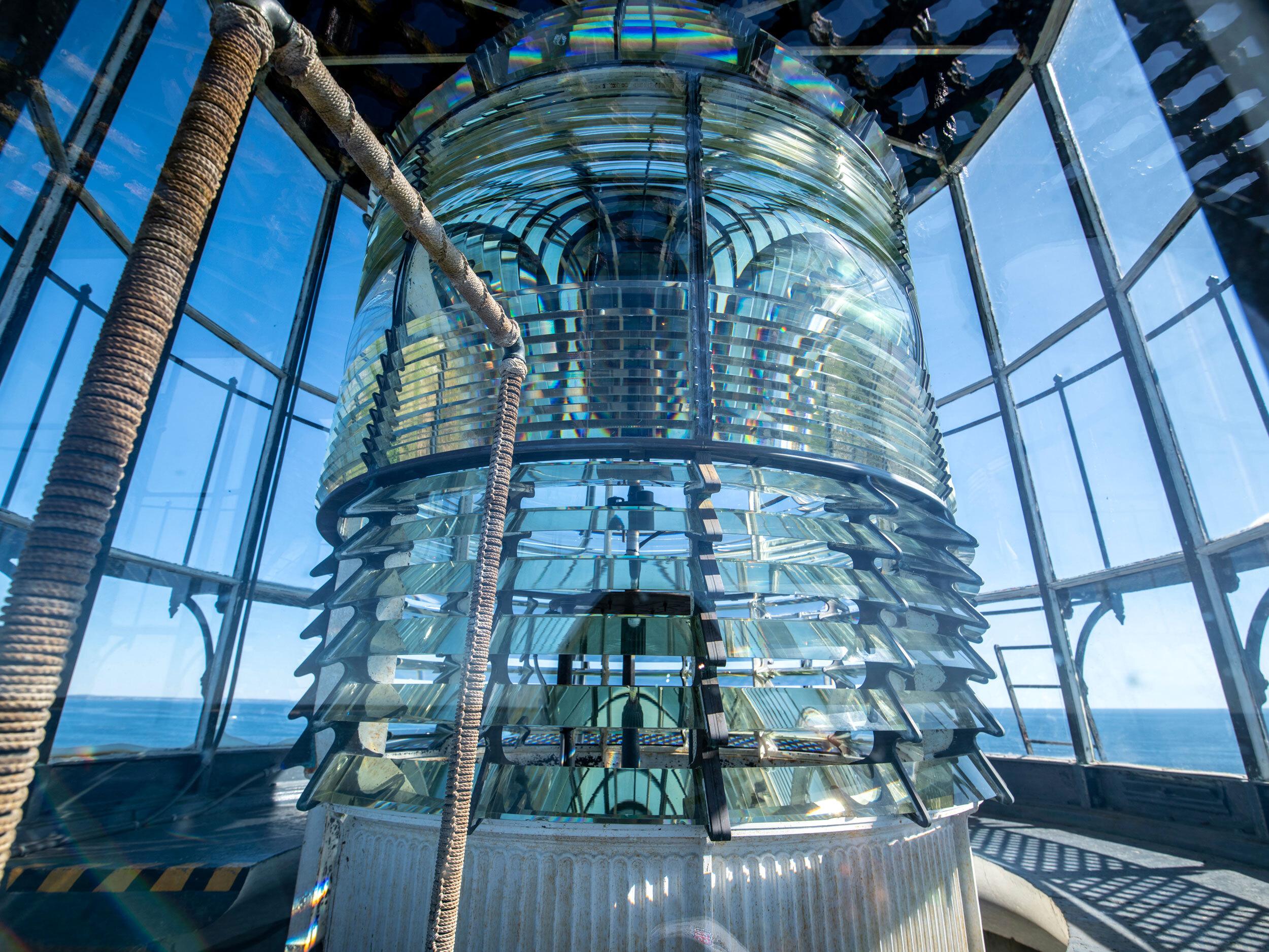 Before Ships Used GPS, There Was the Fresnel Lens - IEEE Spectrum