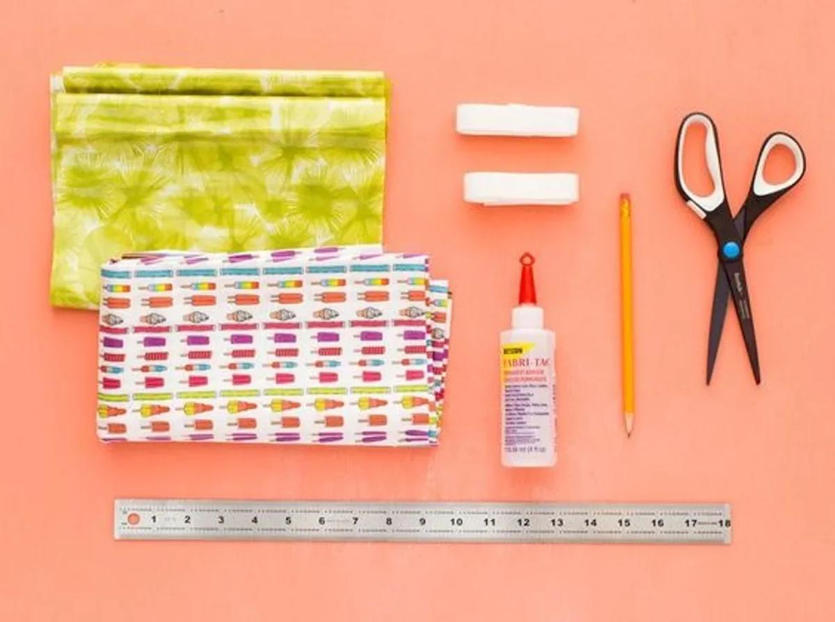 Quick and Easy No-sew Pencil Pouch - 100 Directions