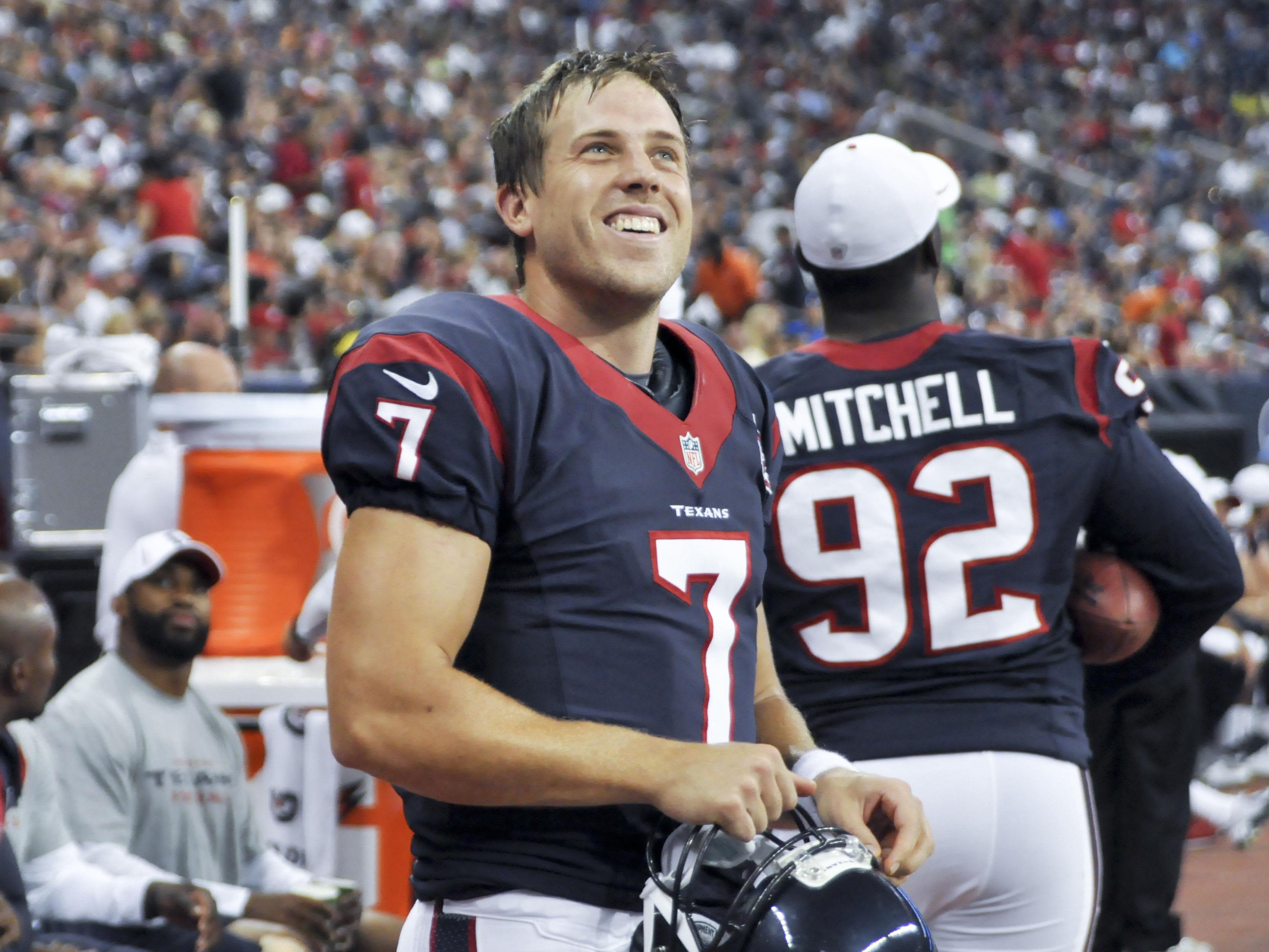 The Texans welcomed back a pair of key contributors Wednesday