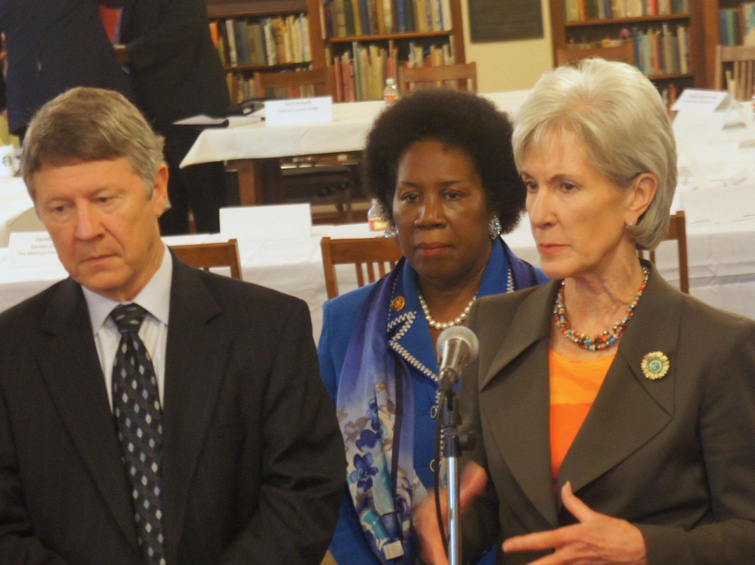 Sheila Jackson Lee goes natural with new hairstyle CultureMap