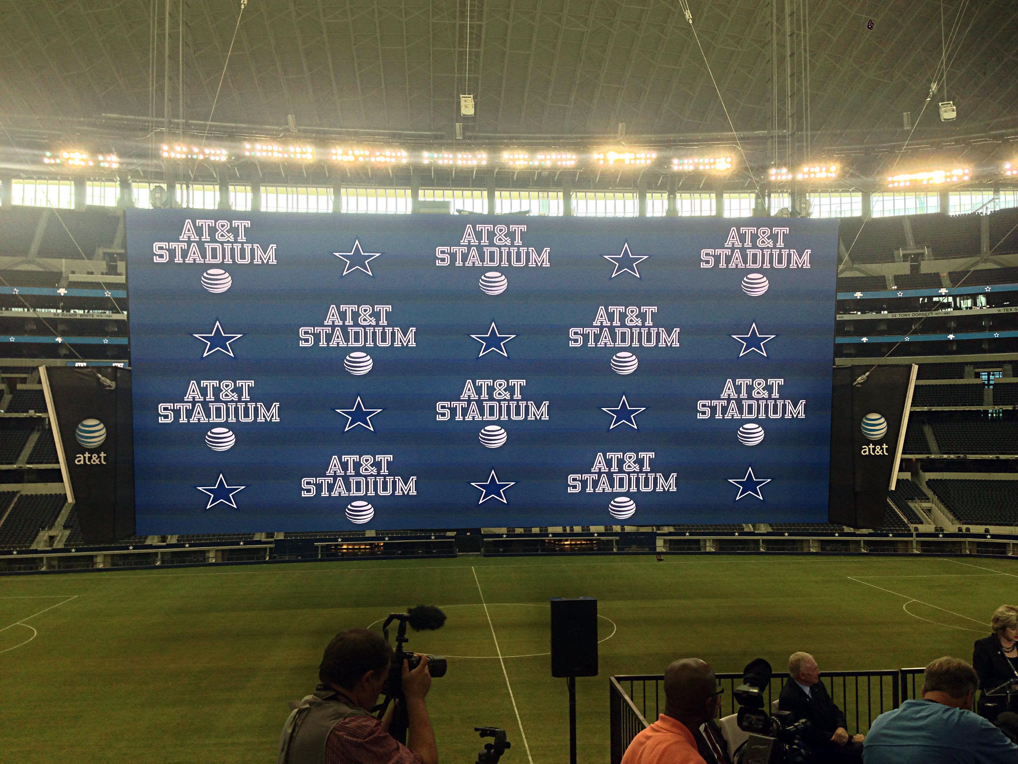 Jerry Jones says big events will keep coming to 'iconic' AT&T stadium