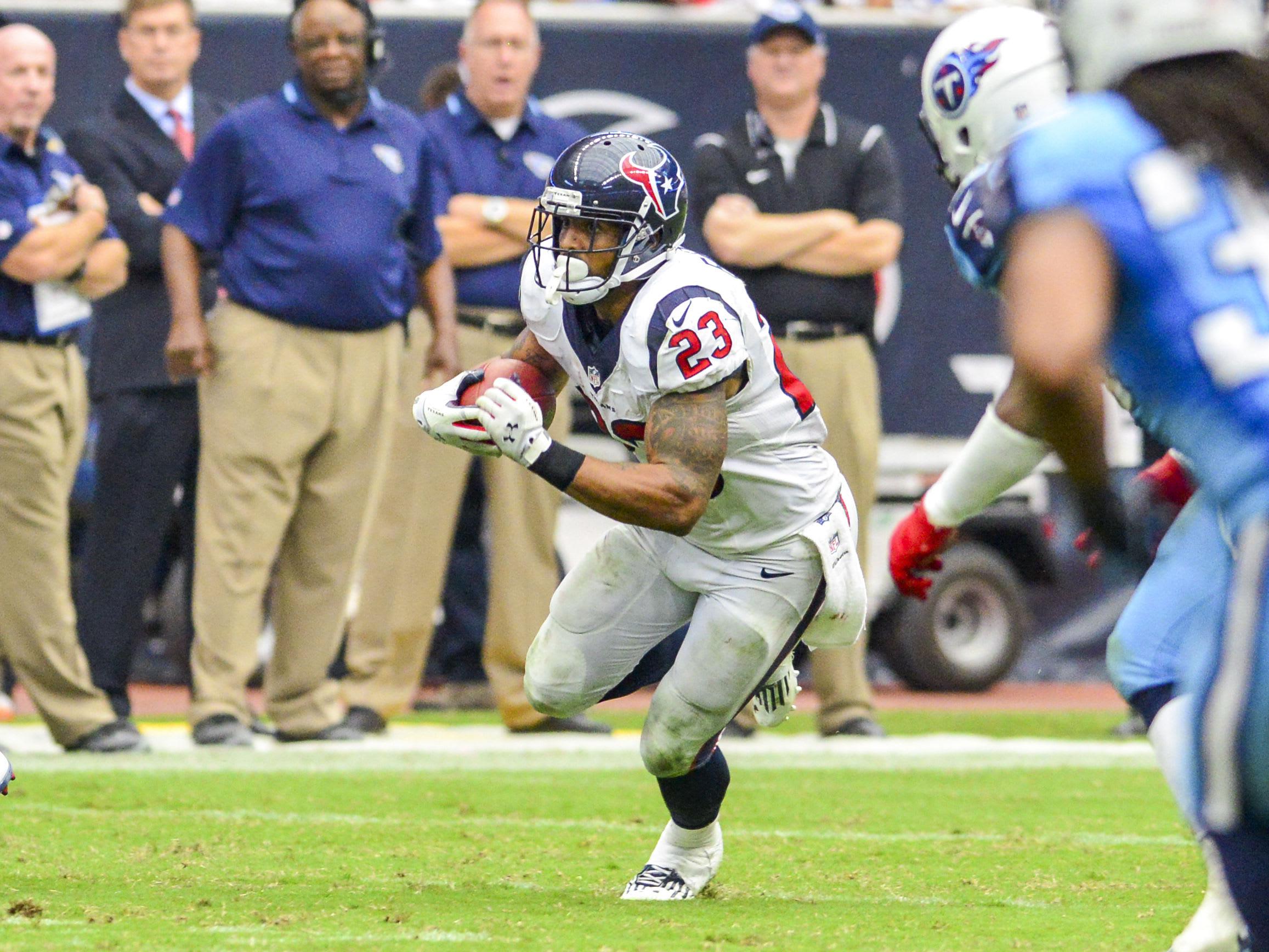 Texans RB Arian Foster sat during practice and is a gametime