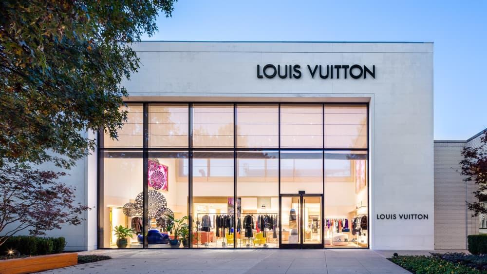 Christmas Store Windows: Louis Vuitton At Northpark Center