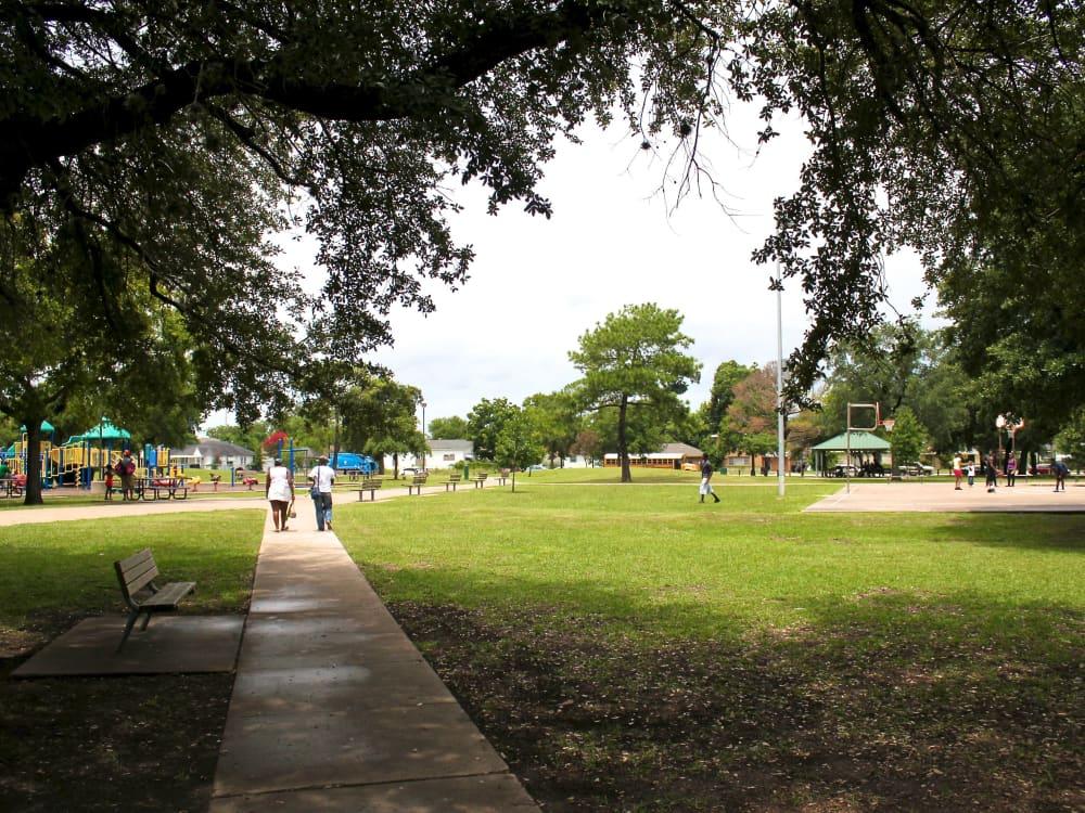 New Houston mayor shows off green thumb and has a field day in Memorial Park  - CultureMap Houston