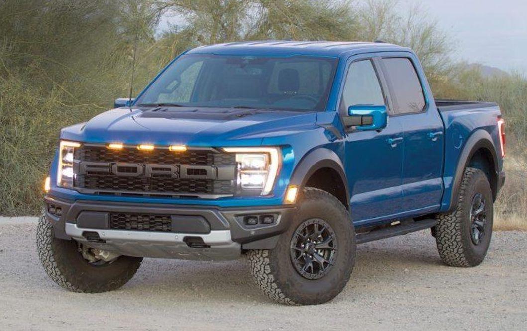 A week in a Ford Raptor F-150 makes me wonder whether it would actually make a better Lincoln