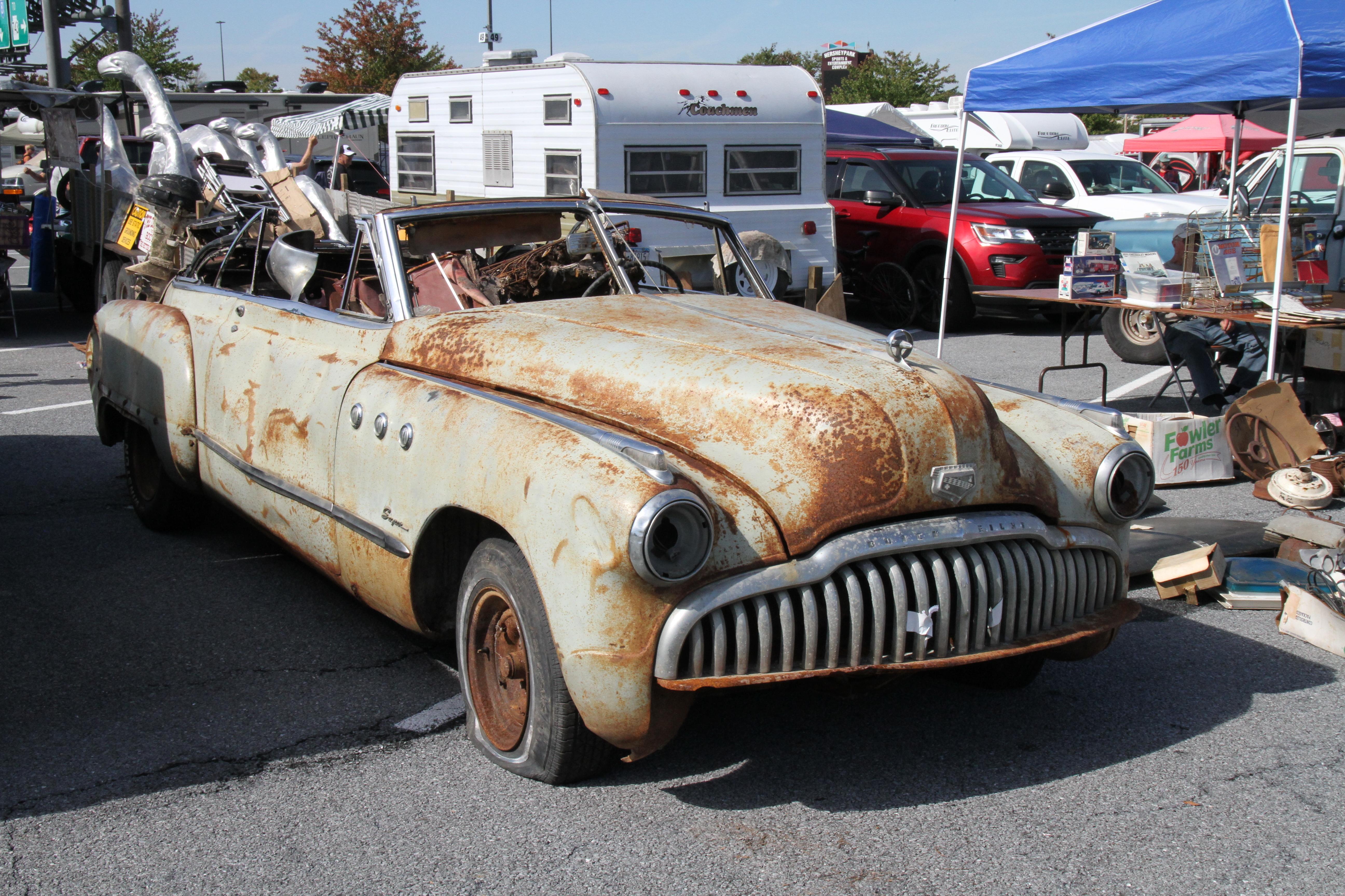 Despite a hurricane and a date change, AACA's Hershey swap meet remains a draw