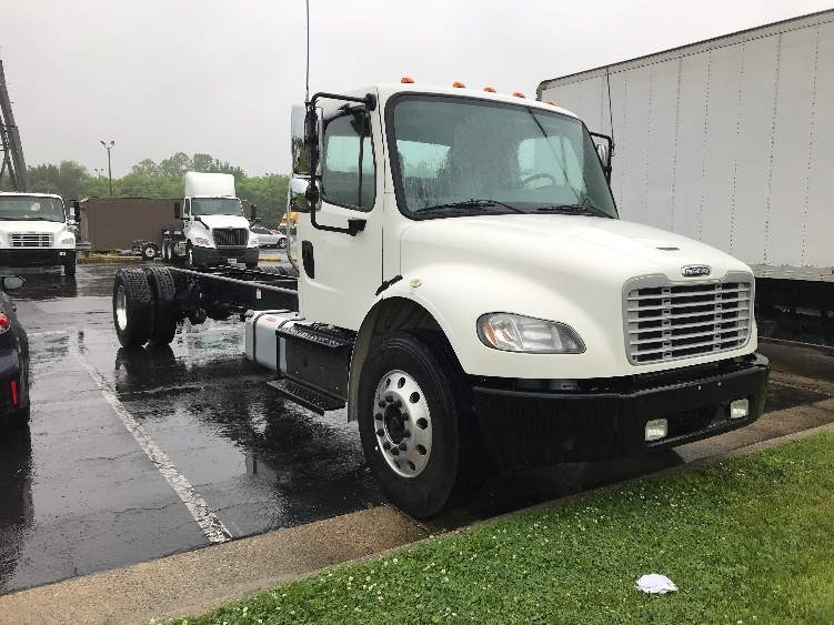 used freightliner chassis