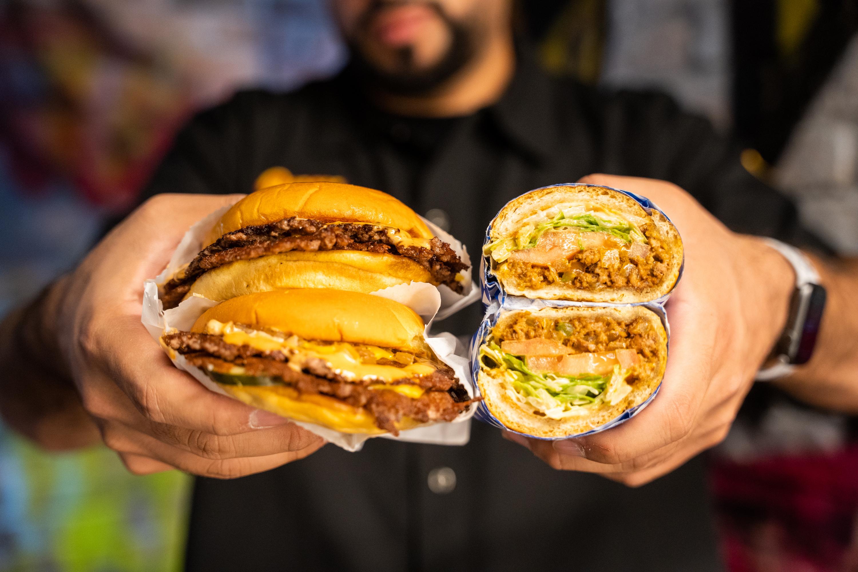 Houston Texans draft Bun B's smash hit Trill Burgers for 2023 NRG Stadium home  games - CultureMap Houston