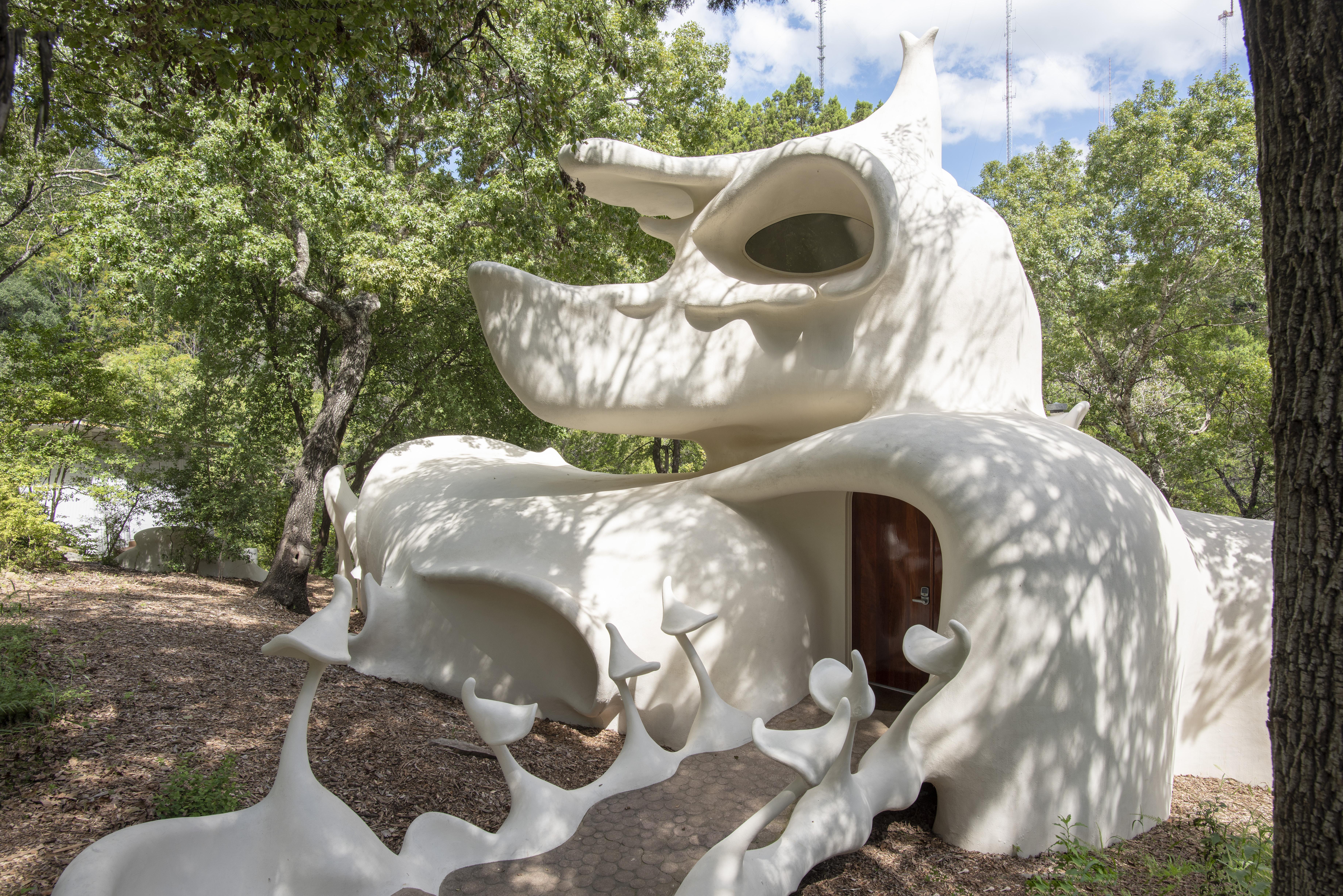 The weirdest homes in Austin welcome tourists this Halloween weekend -  CultureMap Austin